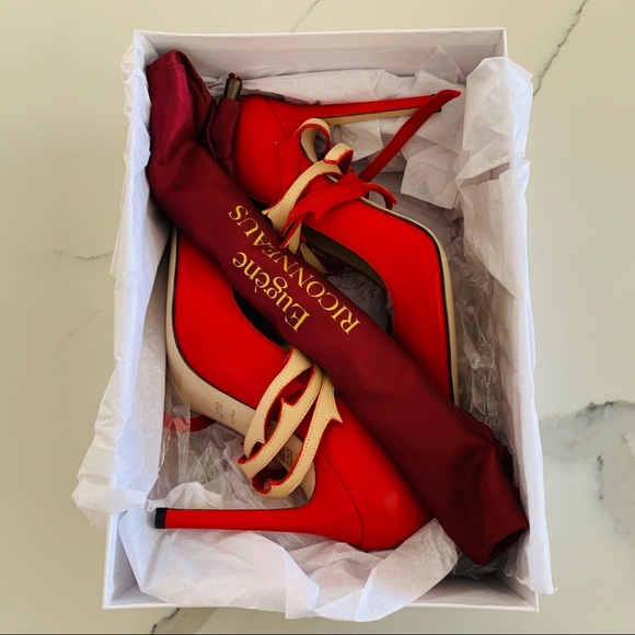 Eugene Riconneaus Epines Lace Pump - Picture 11 of 13